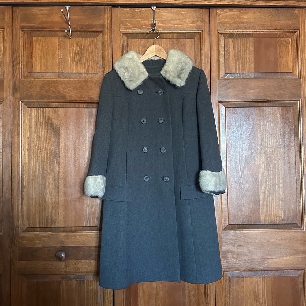 Vintage Diesroth’s Hazleton, PA Women’s coat